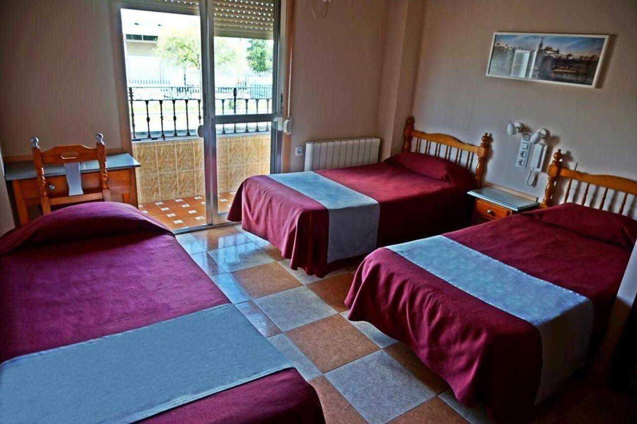 Hostal Alamare Севилья Экстерьер фото