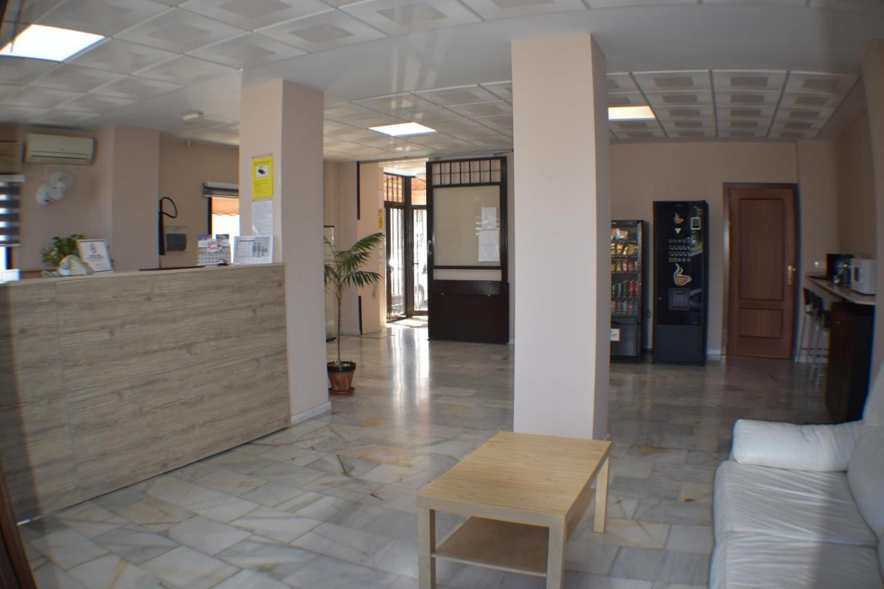 Hostal Alamare Севилья Экстерьер фото