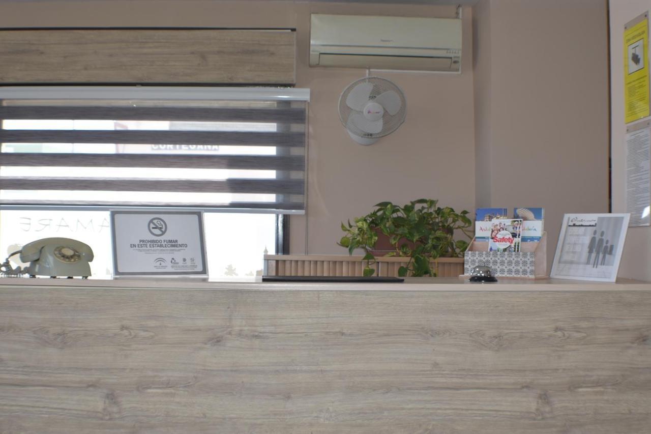 Hostal Alamare Севилья Экстерьер фото