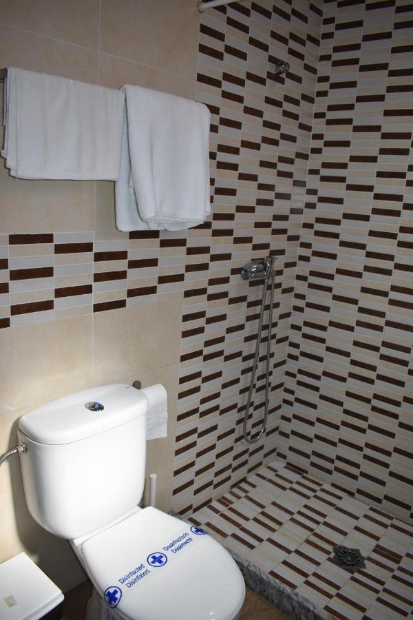 Hostal Alamare Севилья Экстерьер фото