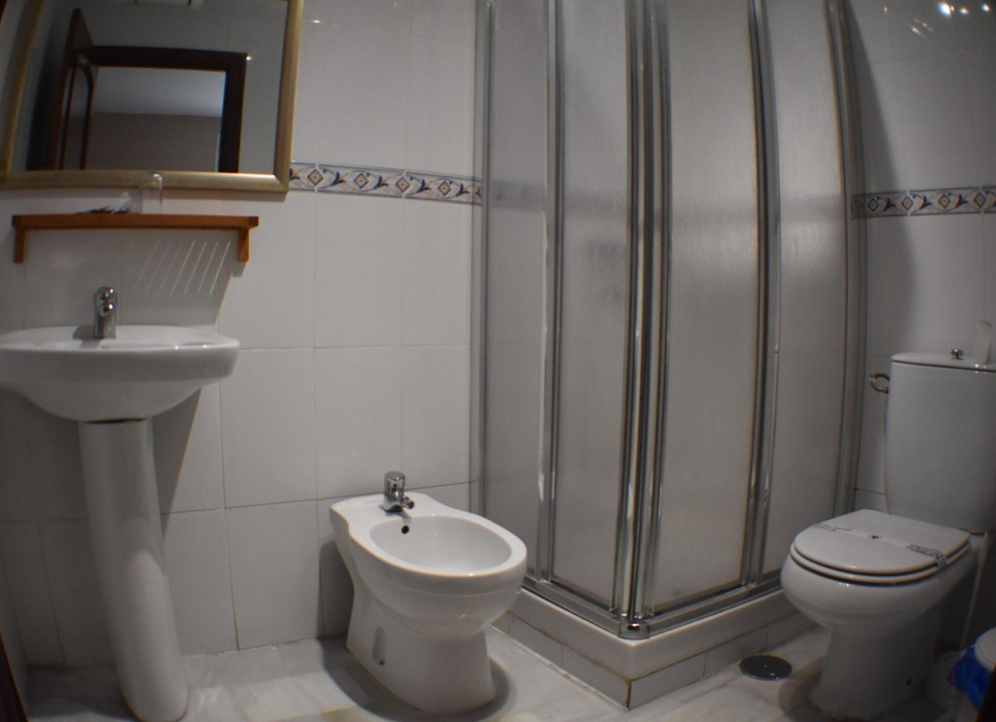 Hostal Alamare Севилья Экстерьер фото
