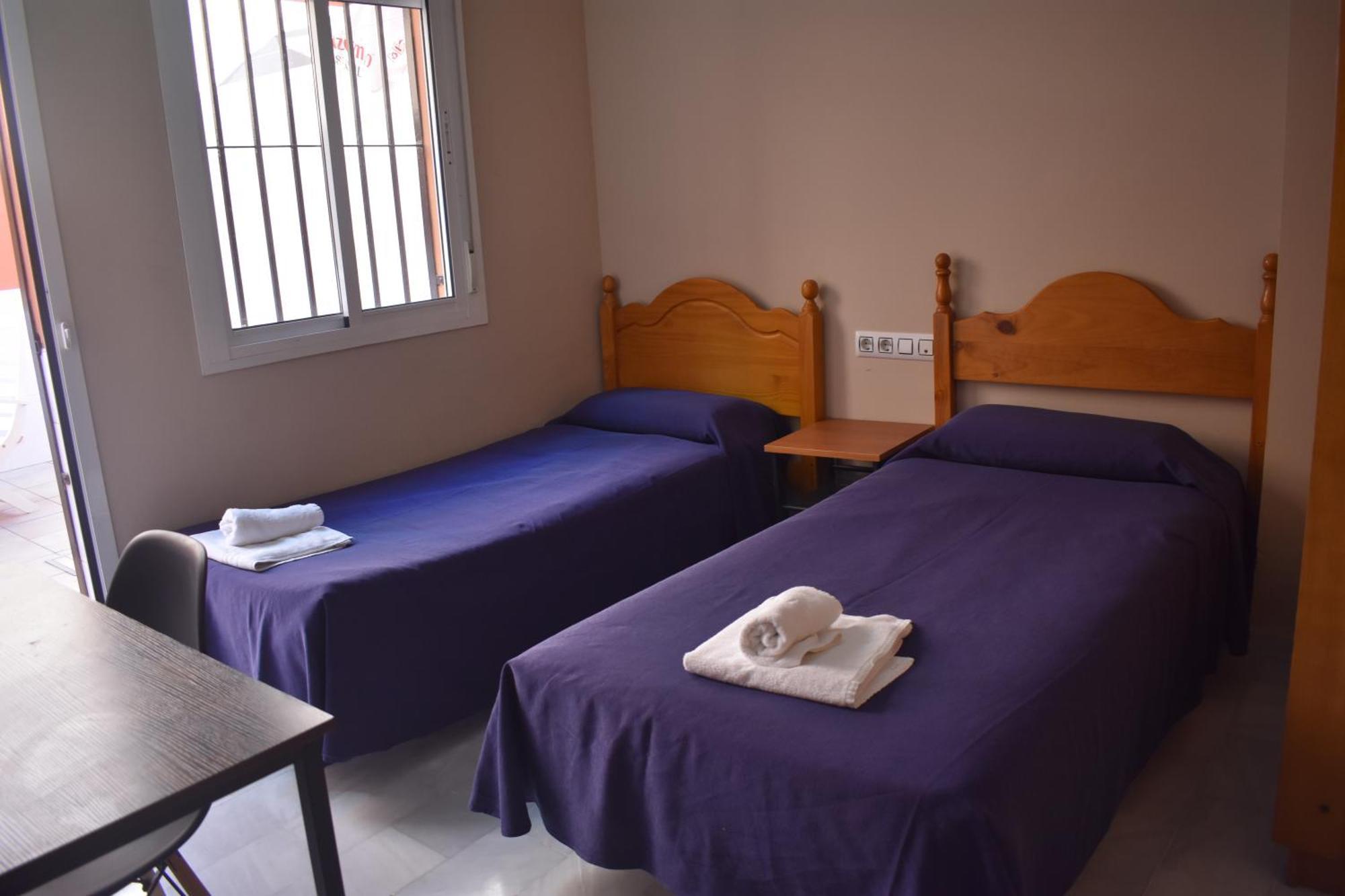 Hostal Alamare Севилья Экстерьер фото